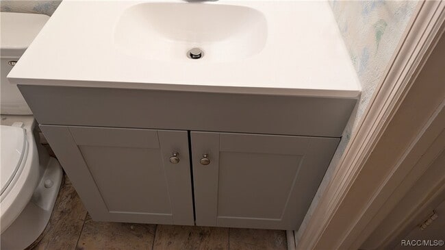 Building Photo - 33 E Murray St