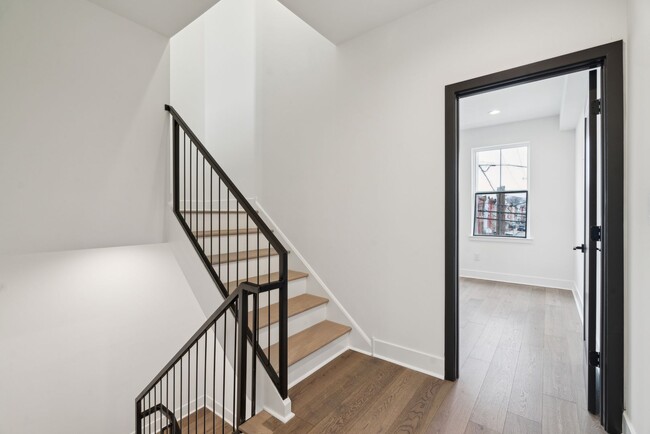 Building Photo - Brand New Townhome in Brewerytown