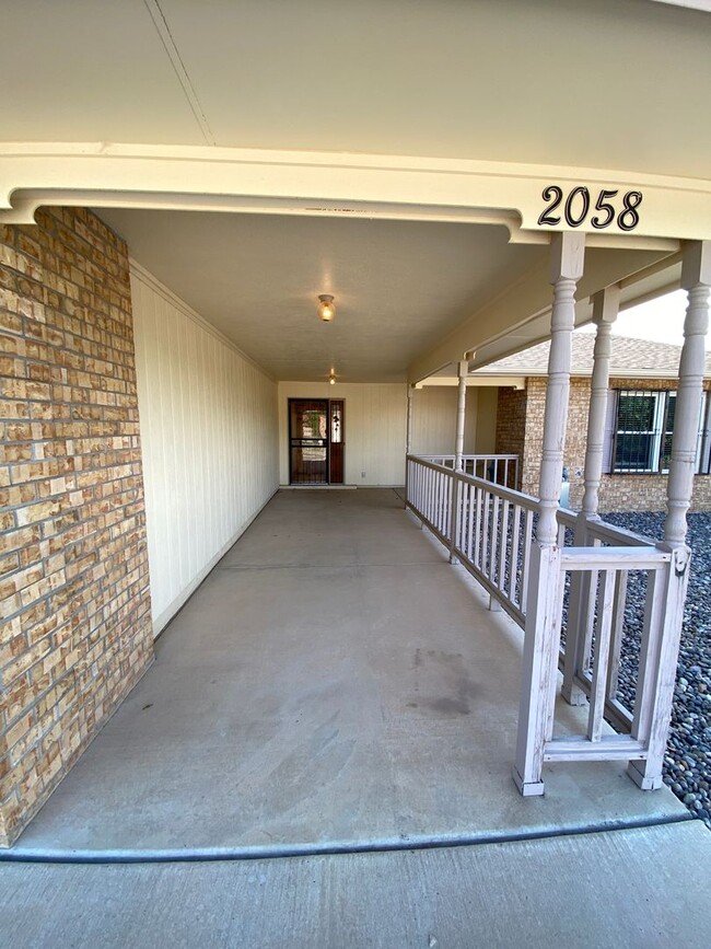 Building Photo - Rio Rancho 4/bd 2/ba 3/CG Views