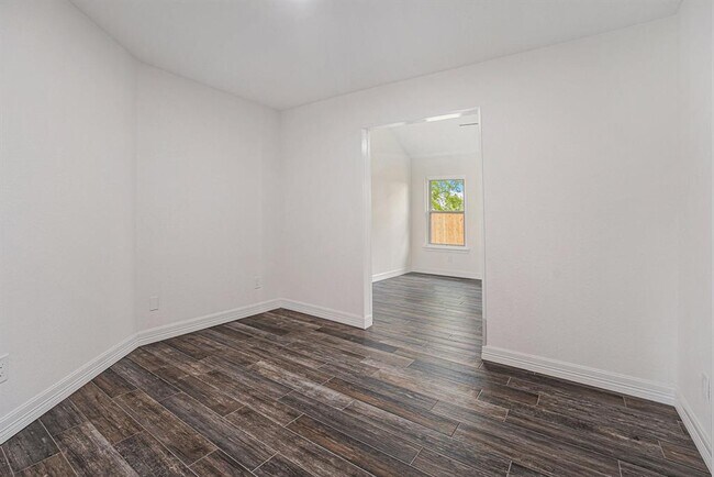Building Photo - 614 Magnolia Bend St