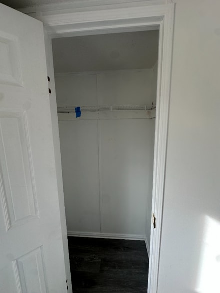 Building Photo - 6021 Quanah Hill Rd