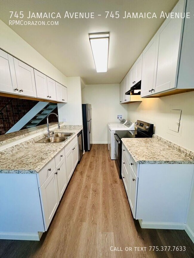 Building Photo - 745 Jamaica Ave