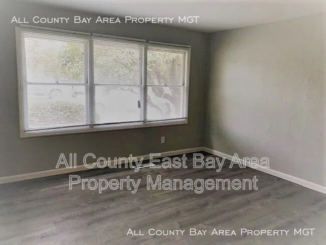 Building Photo - 3405 Willow Pass Rd