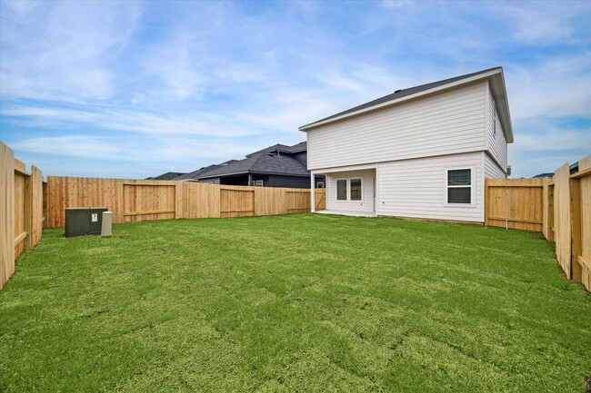 Building Photo - 1002 Concord Pointe Ln