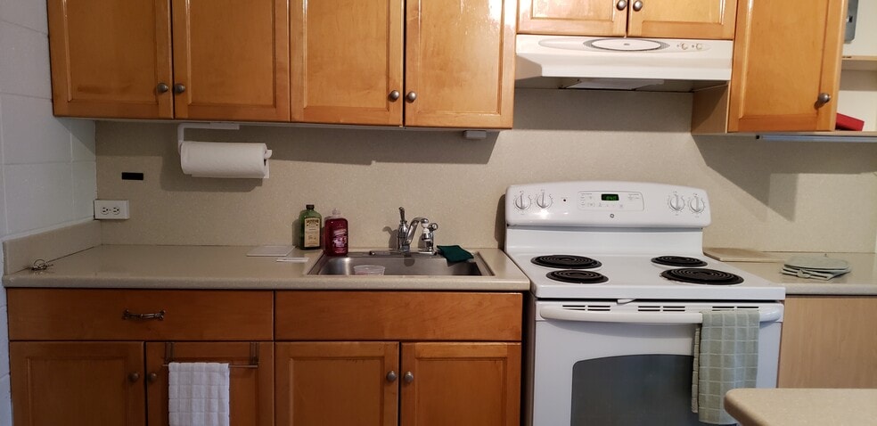 Building Photo - 85-933 Bayview St