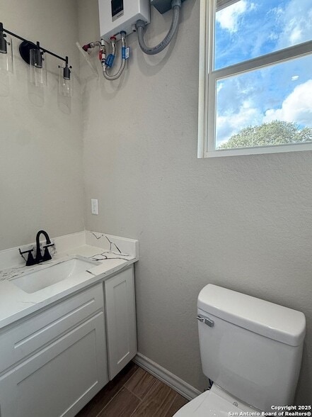 Building Photo - 3274 I-35