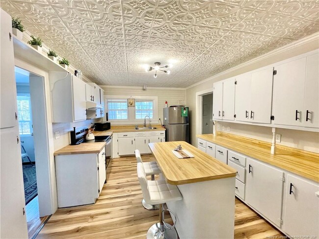 Building Photo - 2232 Adcock Rd