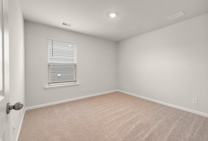 Building Photo - 240 Sweet Cherry Ln