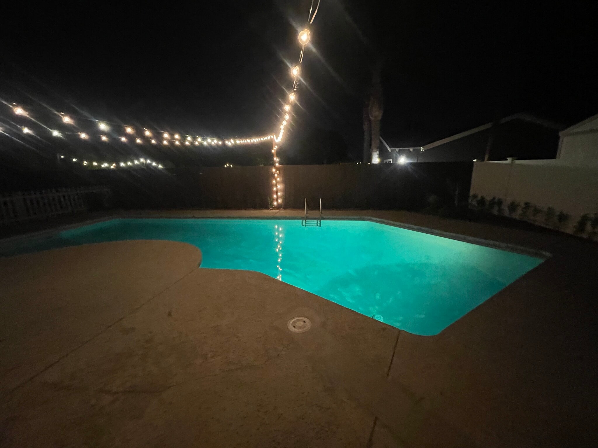 Pool - 16420 Minnehaha St