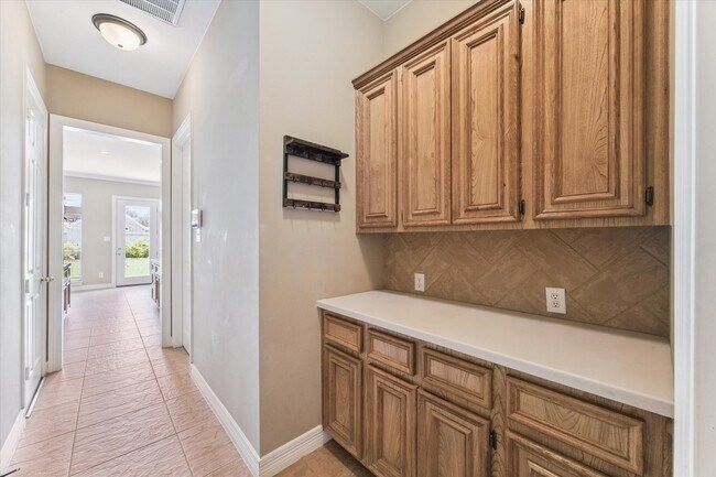 Building Photo - 3016 Autumn Harvest Dr