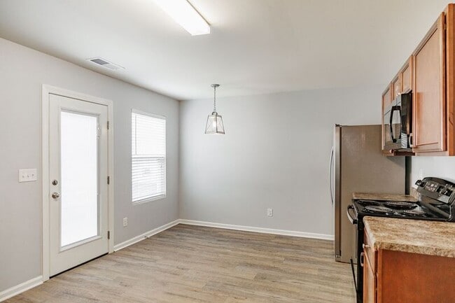 Building Photo - 157 Brockett Dr