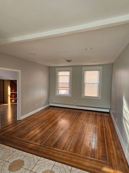 Building Photo - 91 Berkshire St