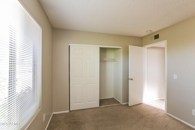 Building Photo - 503 W El Prado Rd