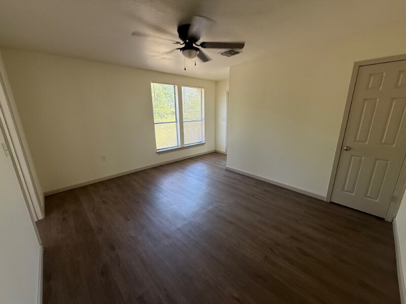 Building Photo - 4936 LA-1