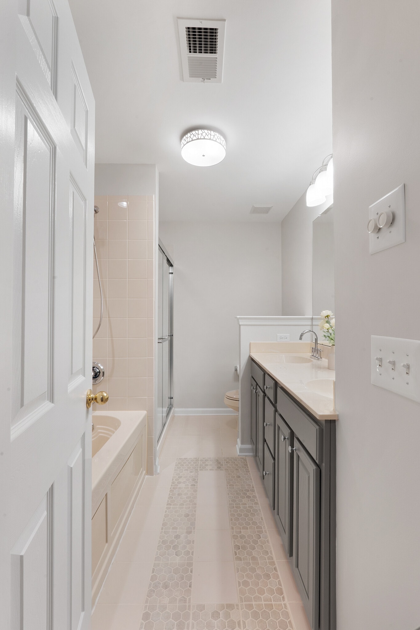 Primary Bath - 64 Henning Ter