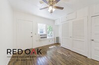 Building Photo - 1559 N Hill Ave