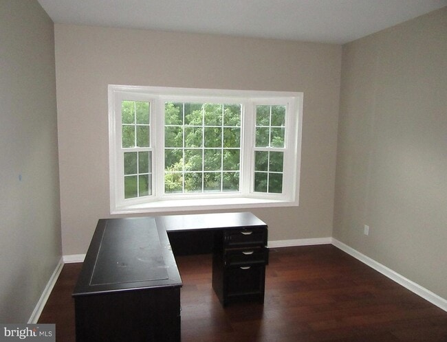 Building Photo - 141 Mill House Dr