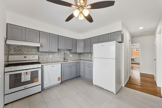 Building Photo - 1474 68th St