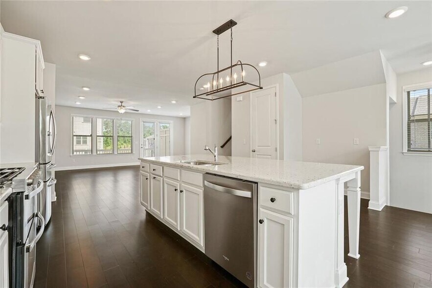 Building Photo - 4240 Hickory Pne Aly