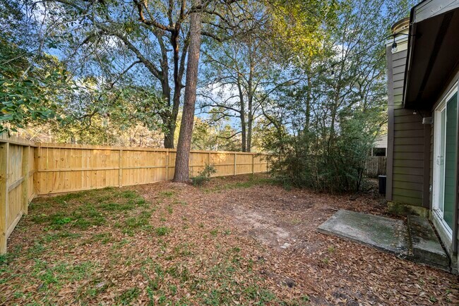 Building Photo - 7 E Brookberry Ct