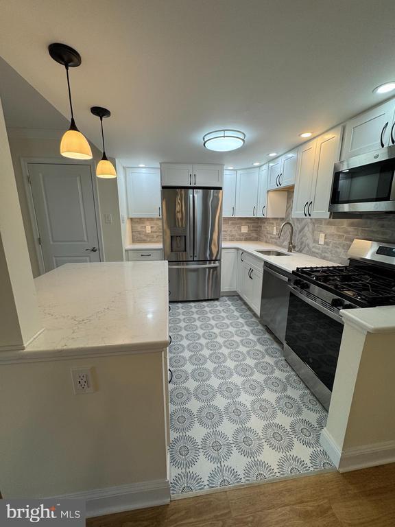 Building Photo - 200 Old Forge Crossing