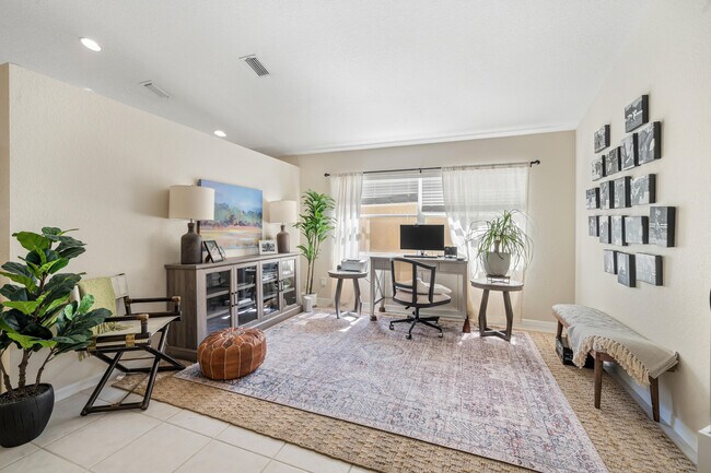 Building Photo - 3817 Miramontes Cir