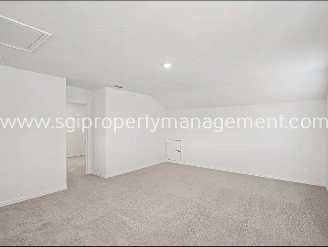 Building Photo - 522 Blanton St