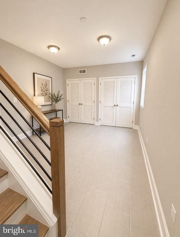 Building Photo - 903B Spring Mill Ave