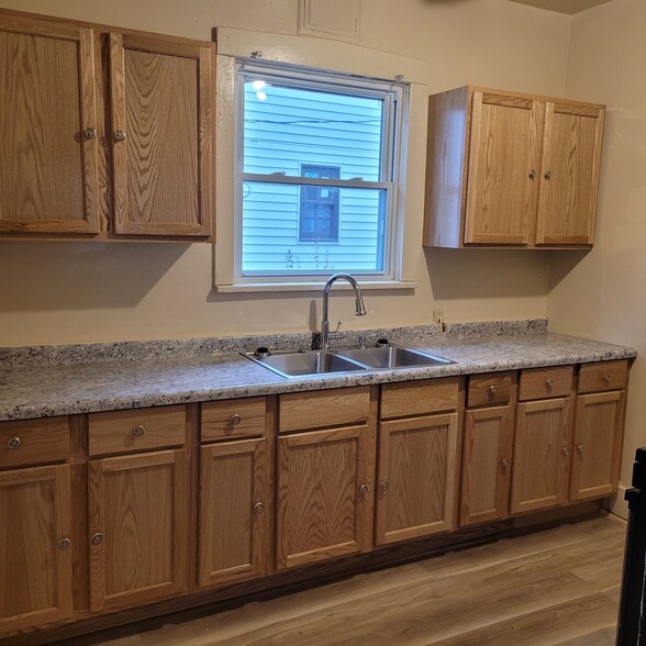 Kitchen - 1316 Lafayette Ave SE