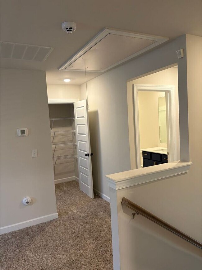Building Photo - Beautiful Spartanburg home right off I-85, Available Now!! $500 OFF FIRST FULL MONTH