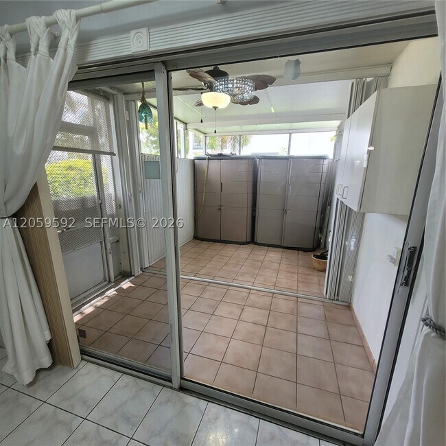 Building Photo - 1114 NW 124th Ct