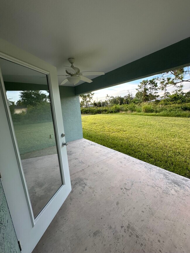 Building Photo - 12168 Dubarry Ave