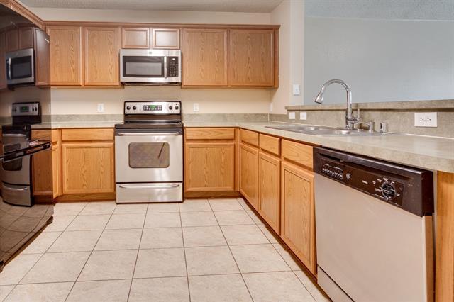 Building Photo - 4605 Rhone Dr