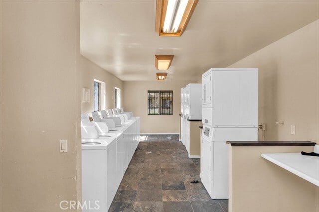 Building Photo - 1110 W Blaine St