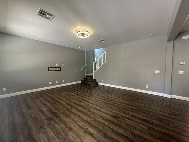 Building Photo - 8977 Melridge Rd