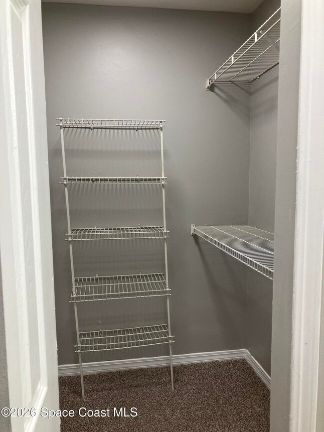 Building Photo - 7667 N Wickham Rd