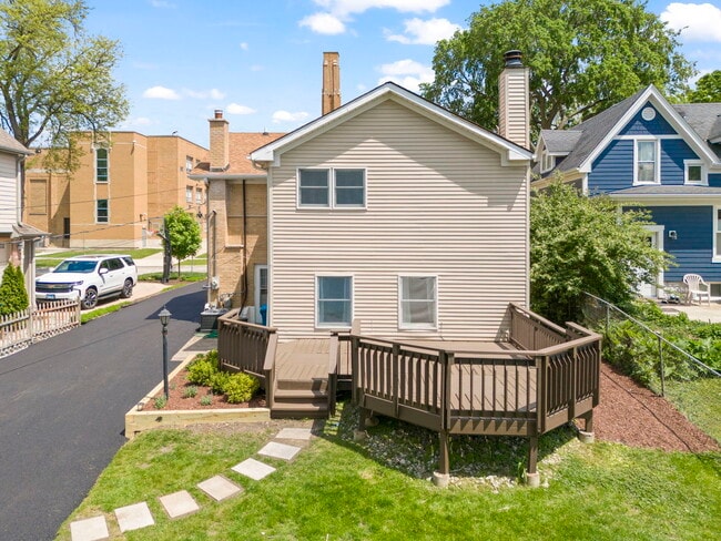 Building Photo - 4520 Prince St