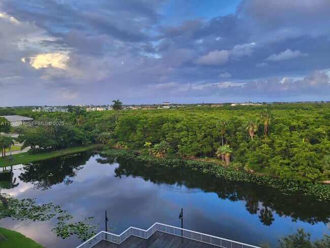 Building Photo - 350 N Federal Hwy