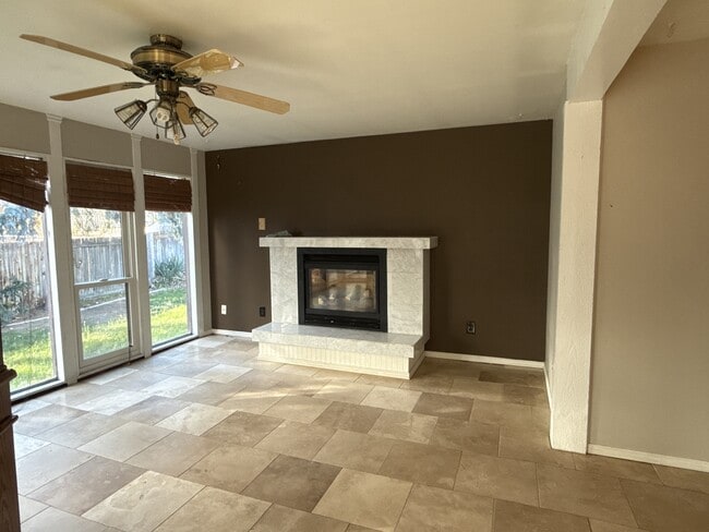 Building Photo - 3085 W 5685 S