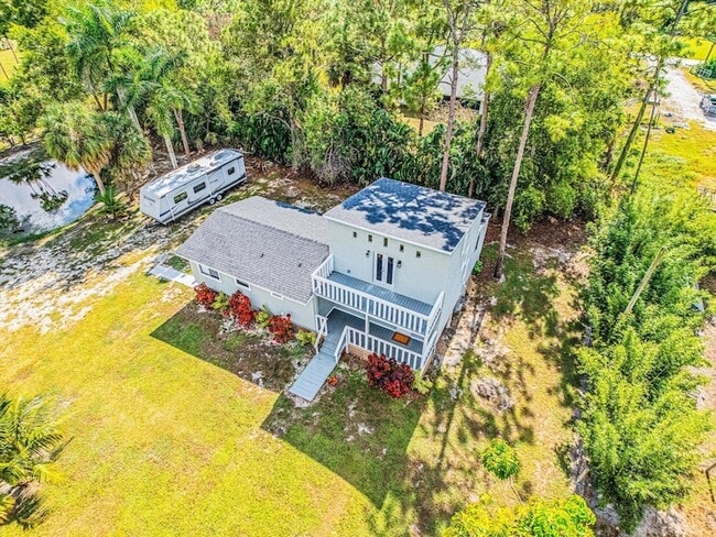 Building Photo - 17852 94th St N