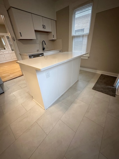 Building Photo - 2527 S Howell Ave