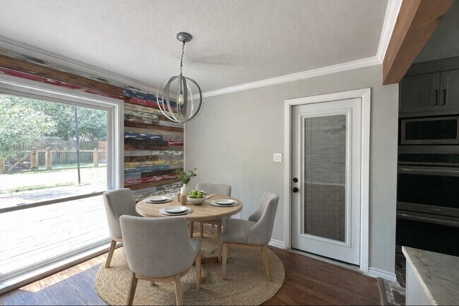 Building Photo - 4709 Lido Ln