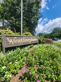 Building Photo - Chapel Hill / Weatherstone Townhouse
