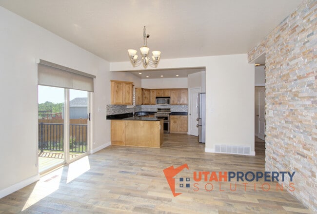 Building Photo - 1994 Fielding Hill Ln