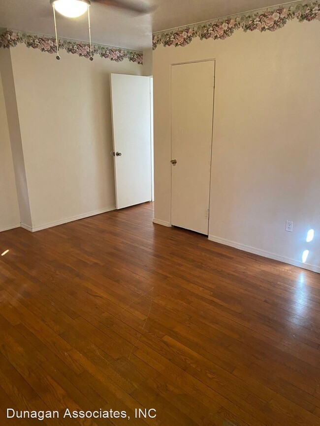 Building Photo - 4 br, 2 bath House - 1502 W. Howard