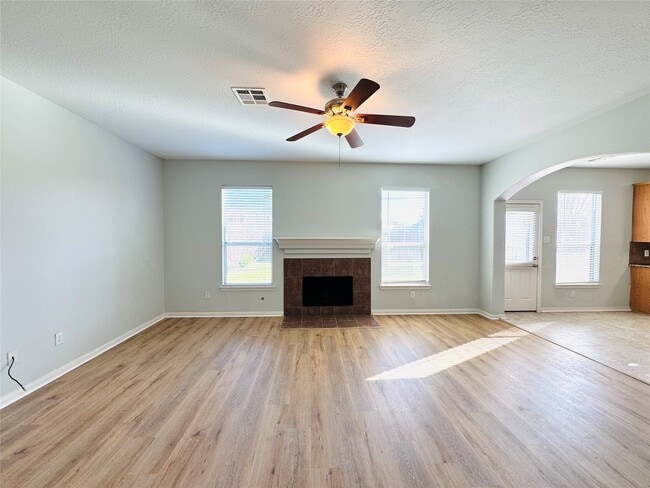 Building Photo - 25222 Ibris Ranch Dr