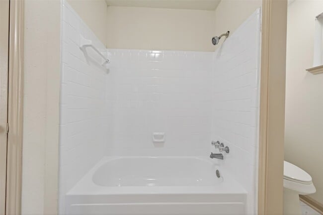 Building Photo - 10726 Village Trail Dr