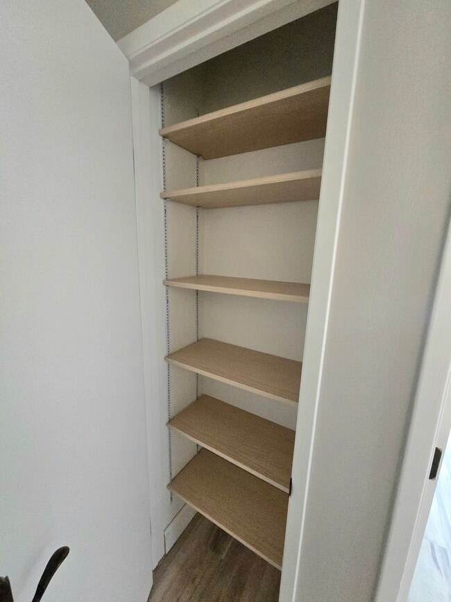 Building Photo - Beautiful spacious home in a lovely neighborhood near Cal Lu! RV Parking!