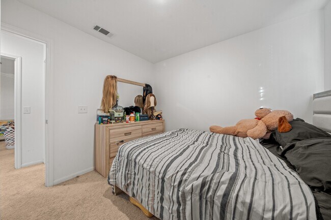 Building Photo - 10714 Cashew Run Ln