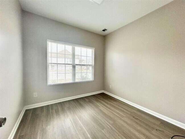 Building Photo - 1046 Wheel House Ln